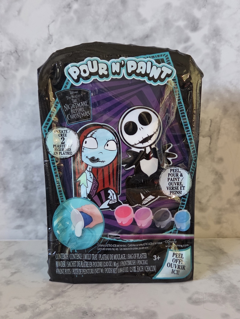 The Nightmare Before Christmas Jack & Sally Pour & Paint Kit - Black & Purple